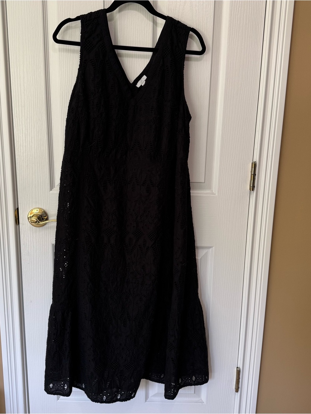 J. Jill Black V-Neck Eyelet Midi Dress
